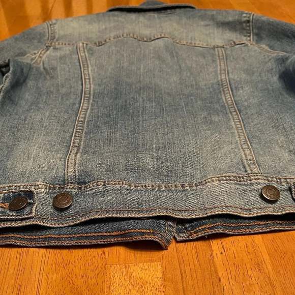 Old Navy denim jacket, size small - Picture 6 of 7